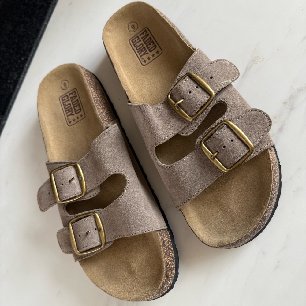 New Faded glory Men’s slippers sandals leather Cork footbed Gold Buckles Size 9 - Picture 9 of 11